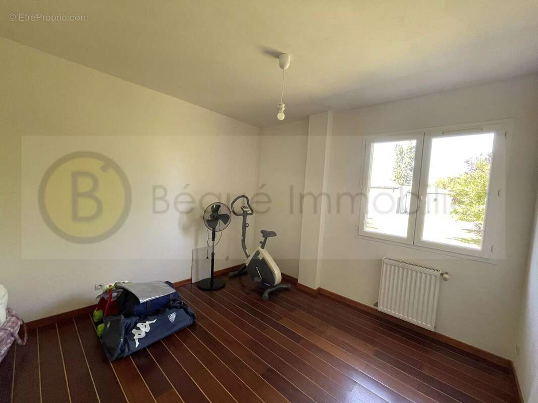 Maison à BRAX