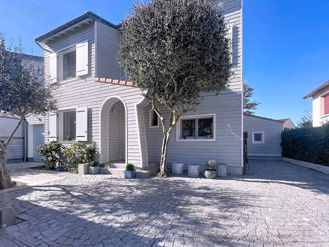 Maison à QUINT-FONSEGRIVES