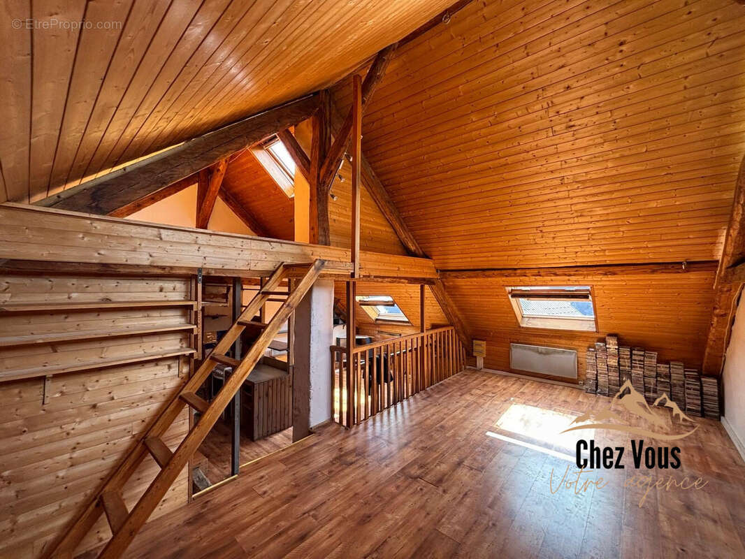 Maison à SAINT-CHAFFREY