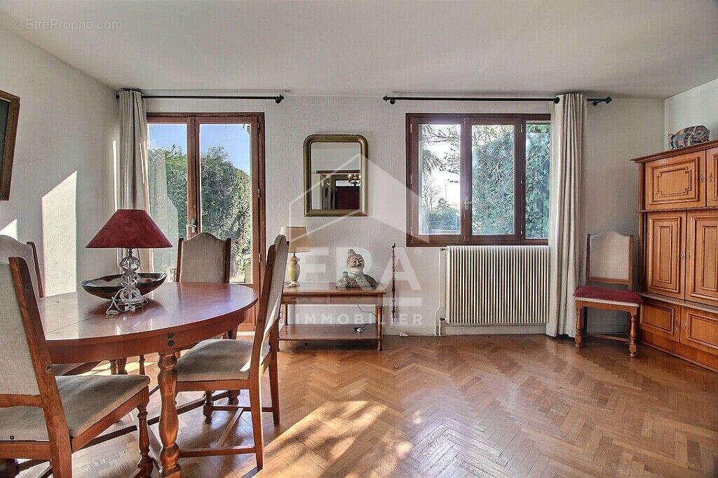 Maison à CLERMONT-FERRAND