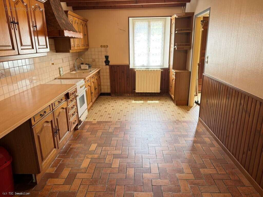 Maison à RUFFEC