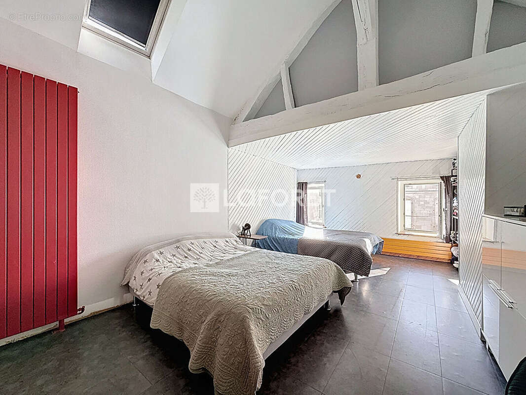 Appartement à NEUFCHATEAU