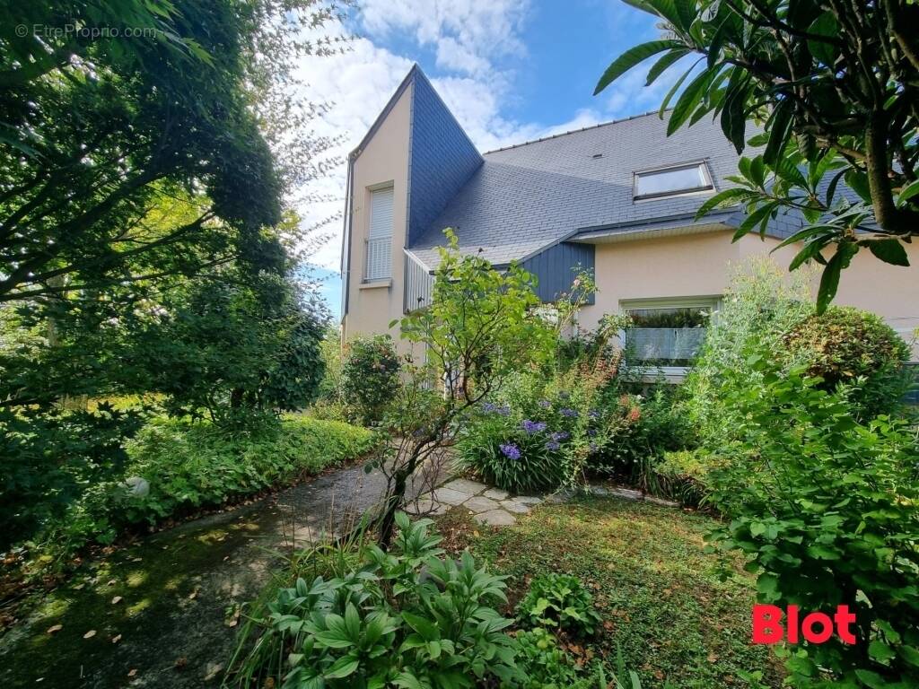 Maison 160 m² à Pace  - photo 2