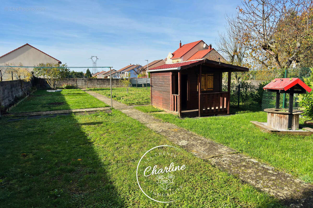 Maison à SAINTE-MARIE-AUX-CHENES