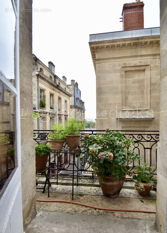 Appartement à BORDEAUX