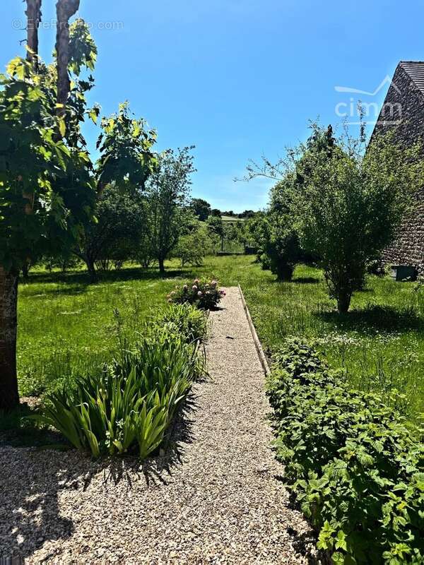 A vendre-maison ancienne de plain-pied-110 000€ fai - photo 7