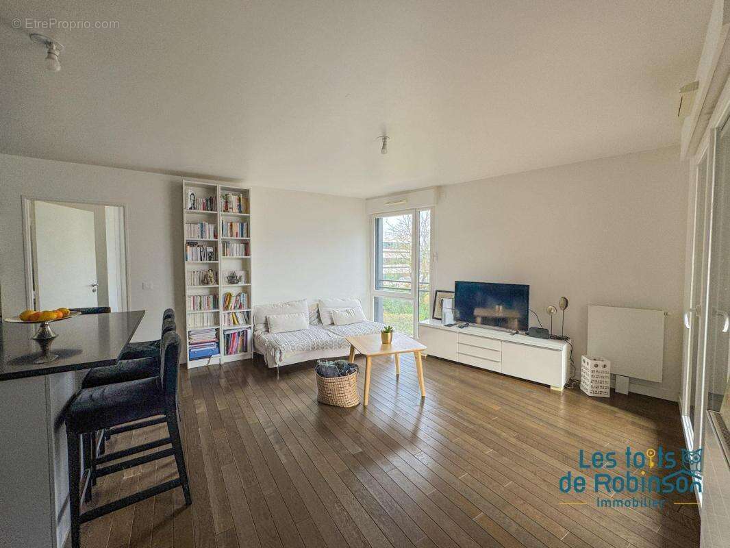 Appartement à LE PLESSIS-ROBINSON