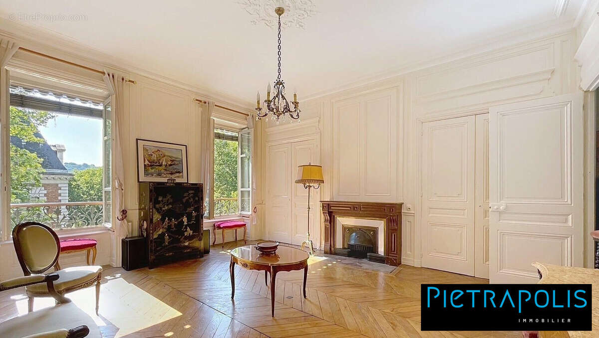 Appartement à LYON-6E