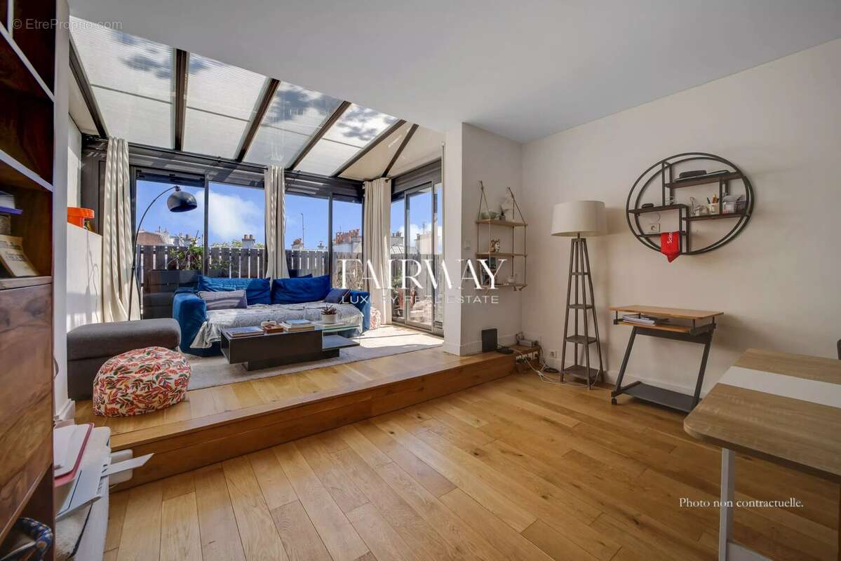 Appartement à PARIS-17E