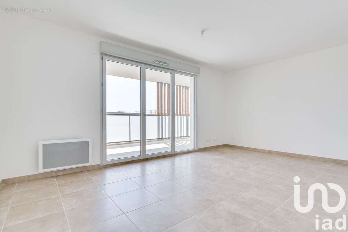 Photo 2 - Appartement à MARSEILLE-13E