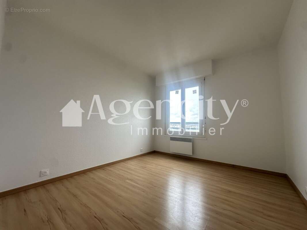 Appartement à CHAMPS-SUR-MARNE
