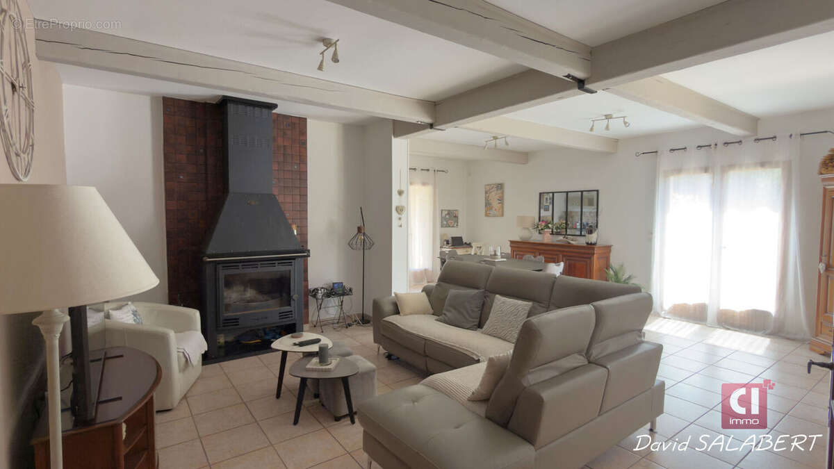 Le val - villa familiale avec piscine, garage et terrain plat de 1 645 m² - photo 2