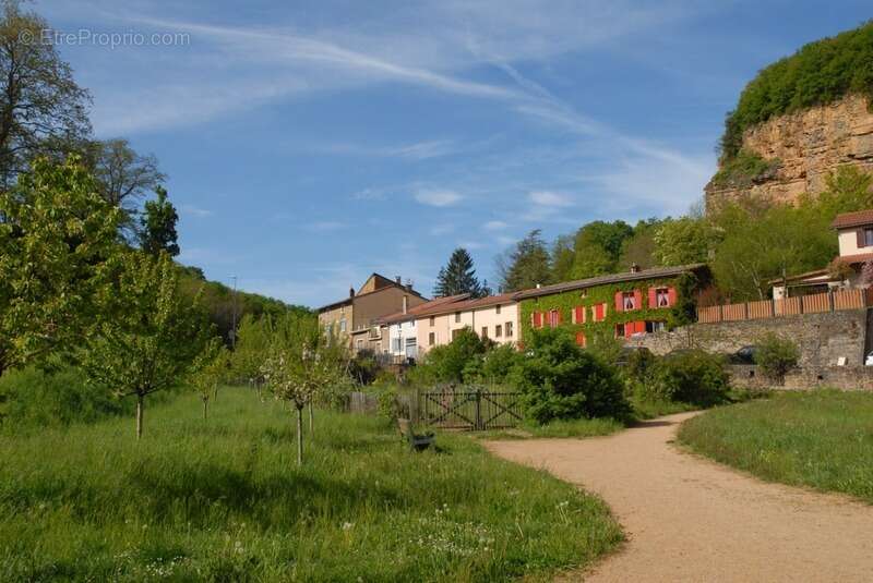 Maison à CURIS-AU-MONT-D'OR