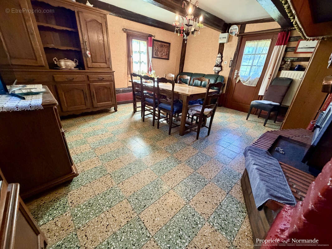 Maison à BEUZEVILLE