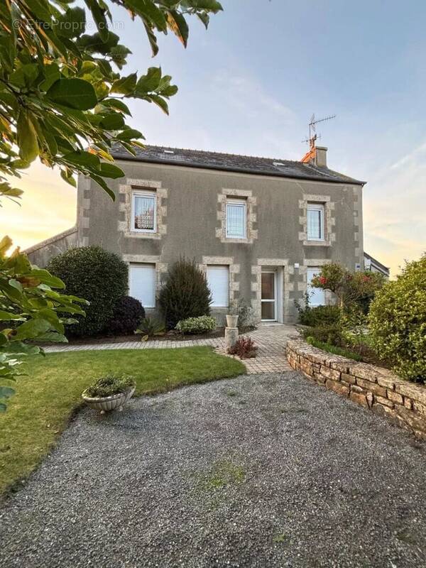 Maison à BOURG-BLANC