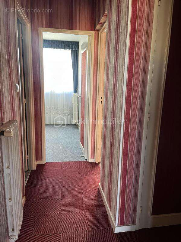 Appartement à ALLONNES