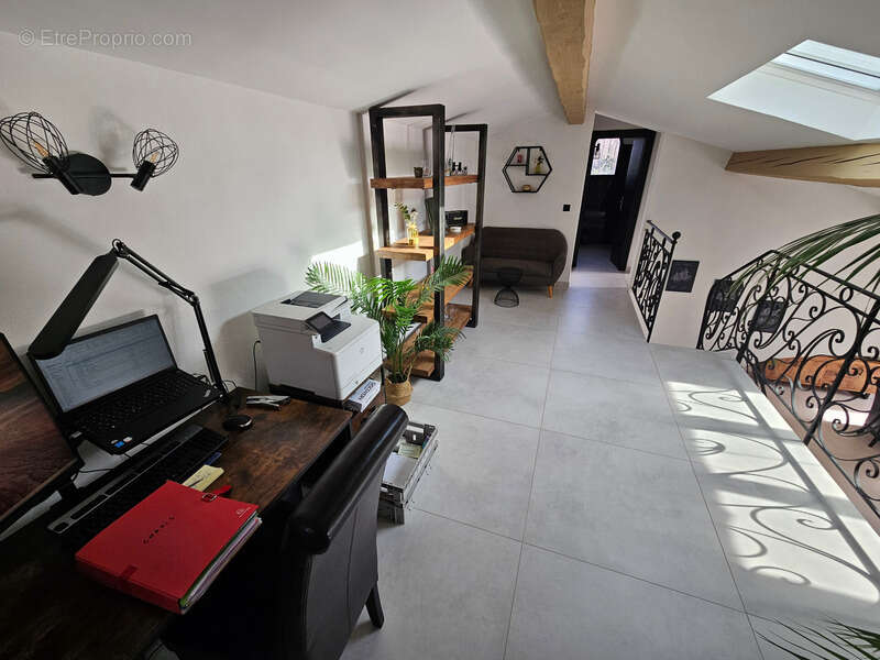 Maison à ROQUEFORT-LES-PINS