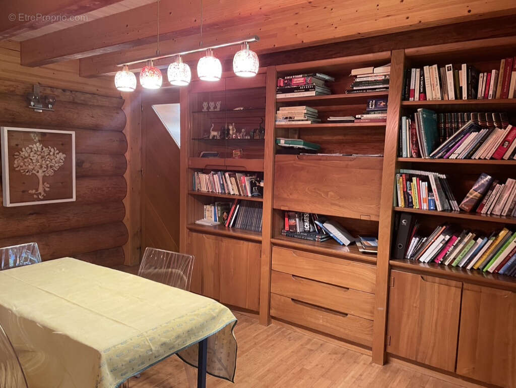 Maison à COMMENSACQ