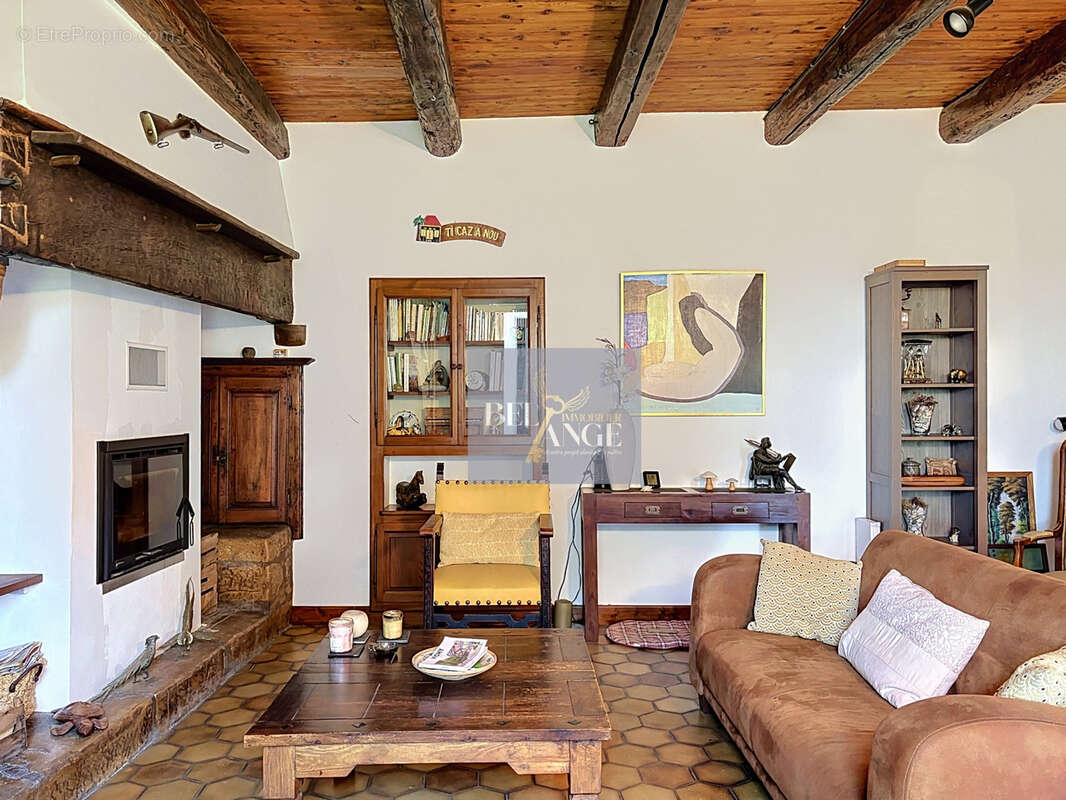 Le charme de la pierre allié à un revenu locatif ! - photo 9