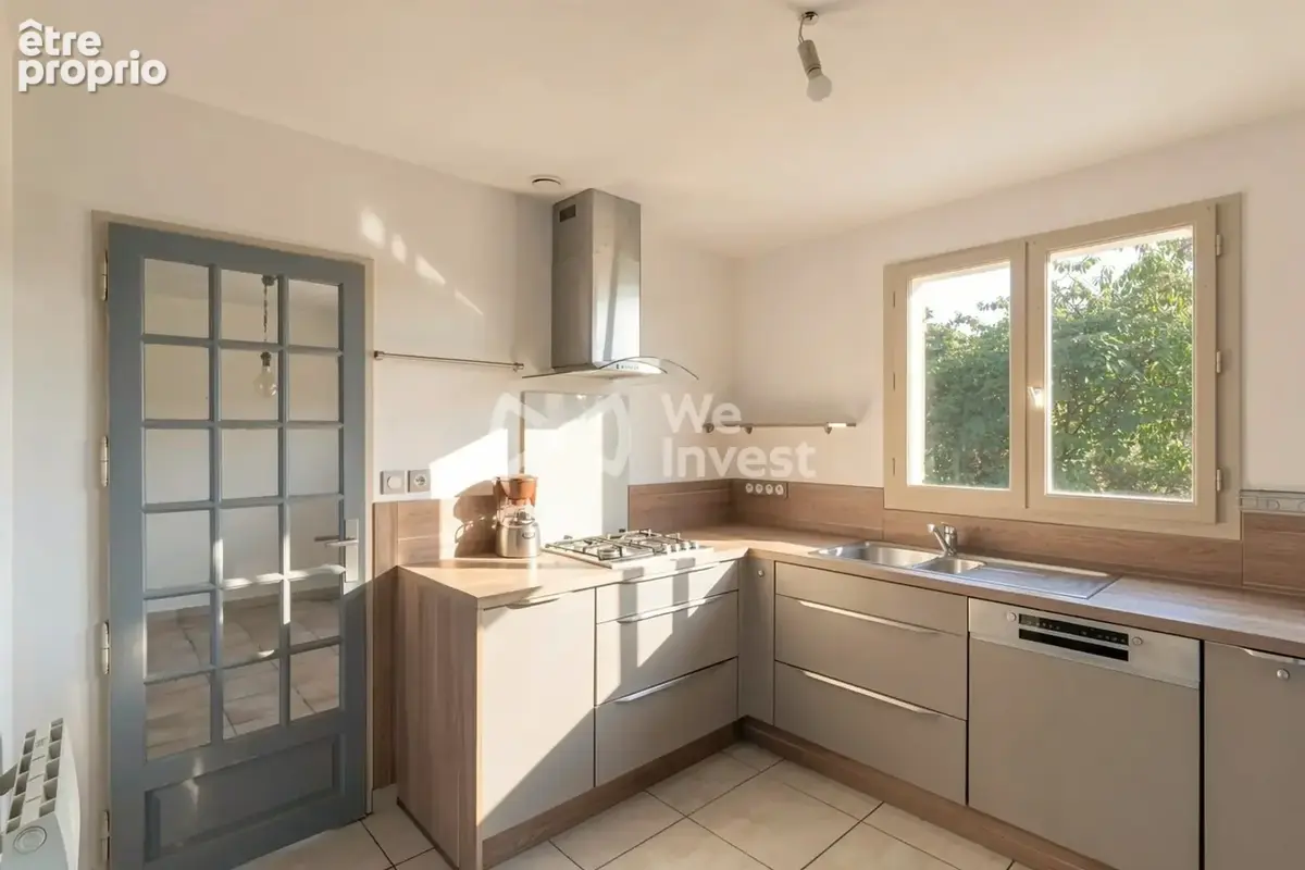 Maison 128 m² à Villefontaine  - photo 3