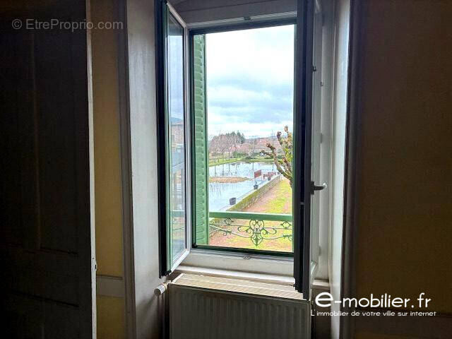 Appartement à SAINT-ANDRE-D'APCHON
