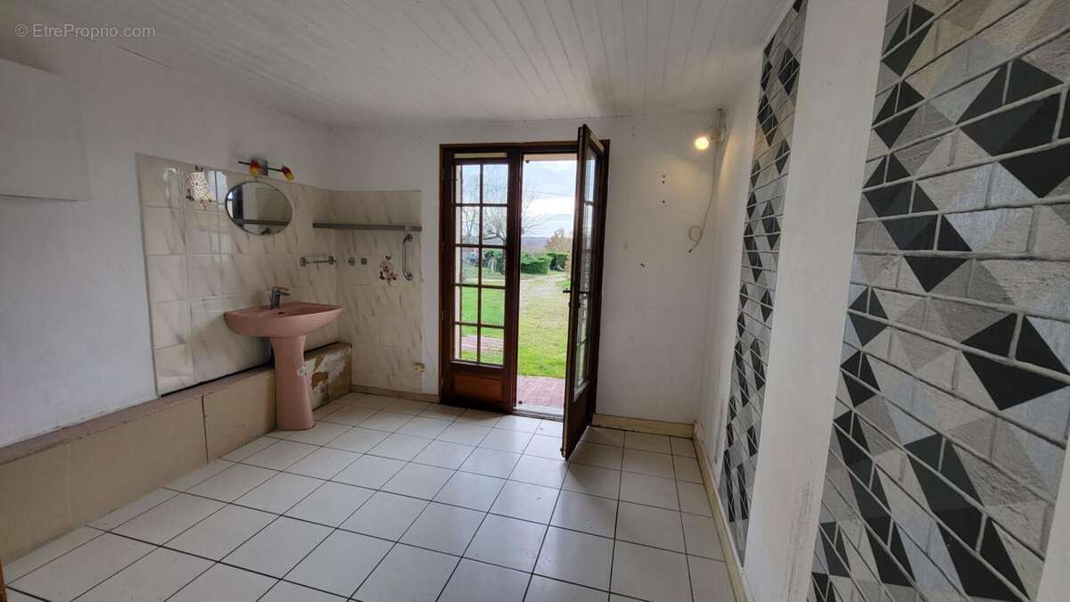 Maison à MOULEYDIER