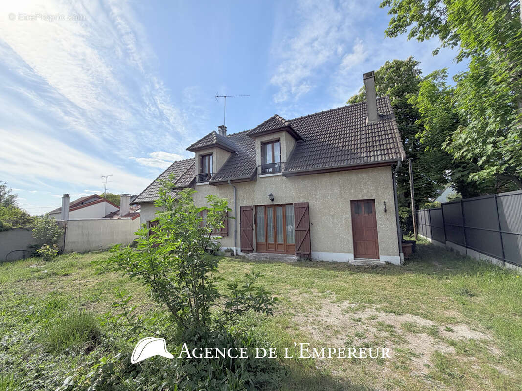 Maison à RUEIL-MALMAISON