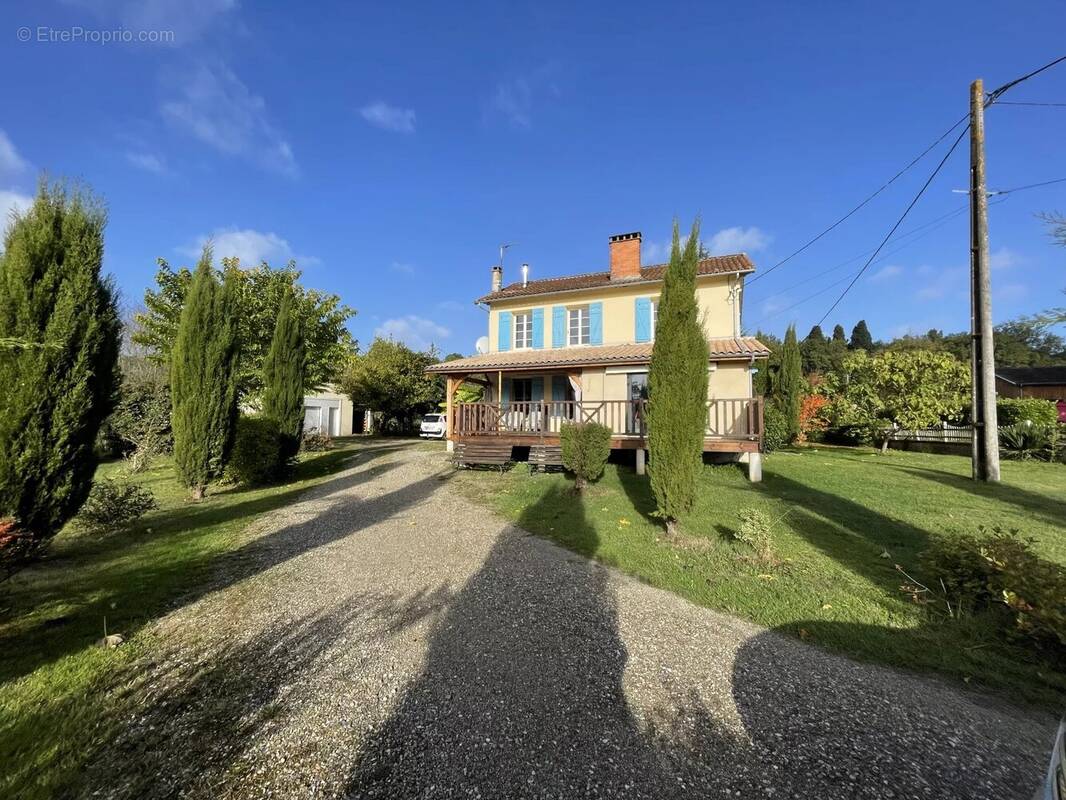 Maison à LA SAUVETAT-DU-DROPT