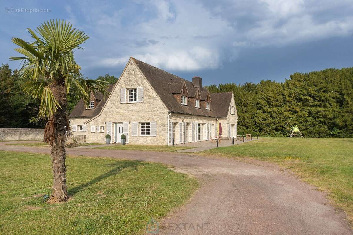 Maison à CHAMPCUEIL