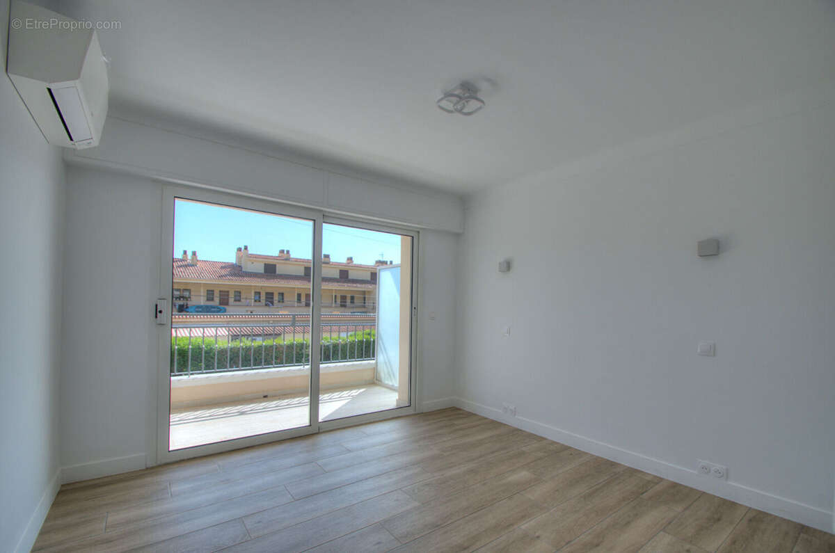 Appartement à SAINT-RAPHAEL