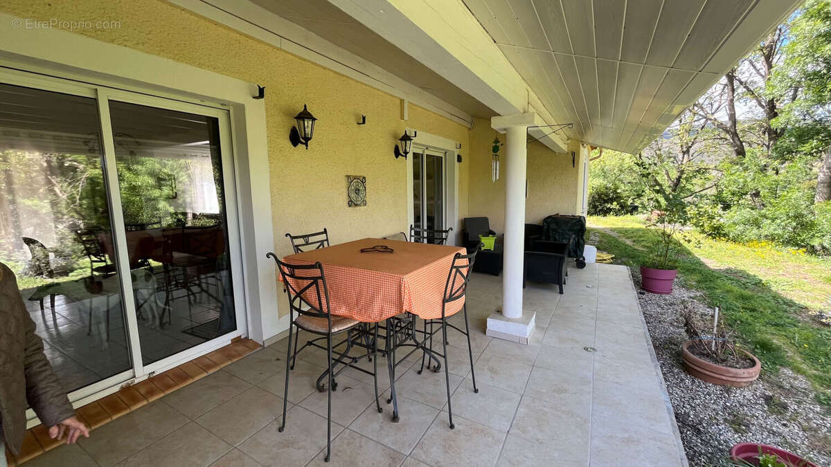 Maison de caractère avec piscine - photo 16