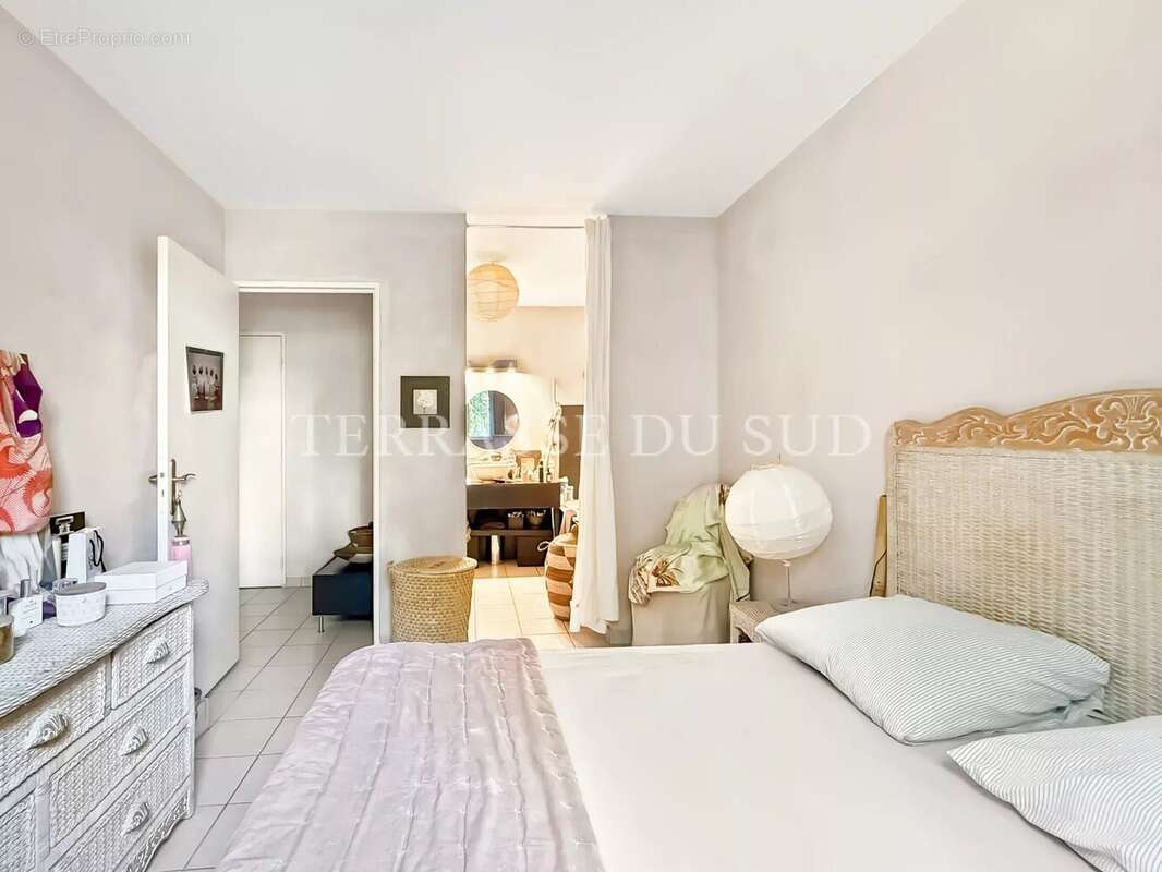 Vente Appartement 3 Pièces 70 m2 avec 50 m2 de Terrasse et Jardin - Chateau Gombert - Marseille 13 - photo 13
