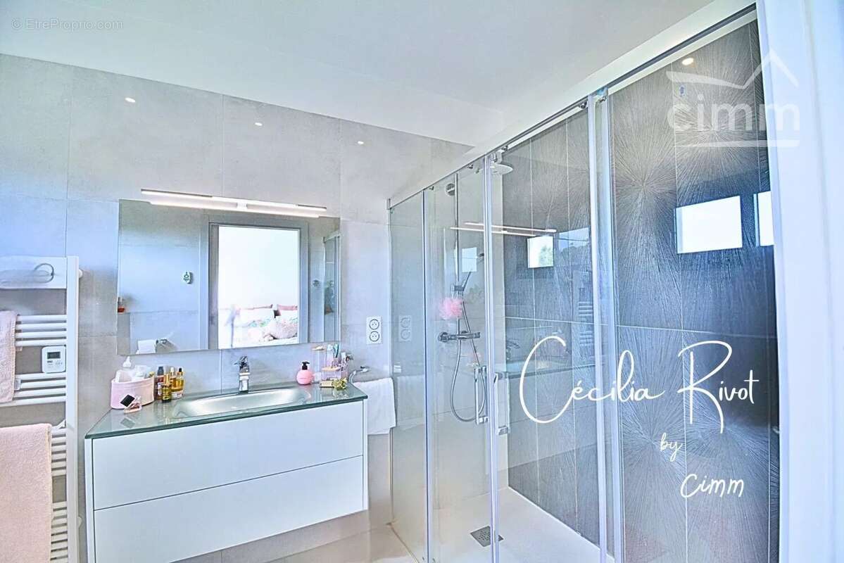Llupia (66) villa d’exception contemporaine  avec piscine interieur - photo 10