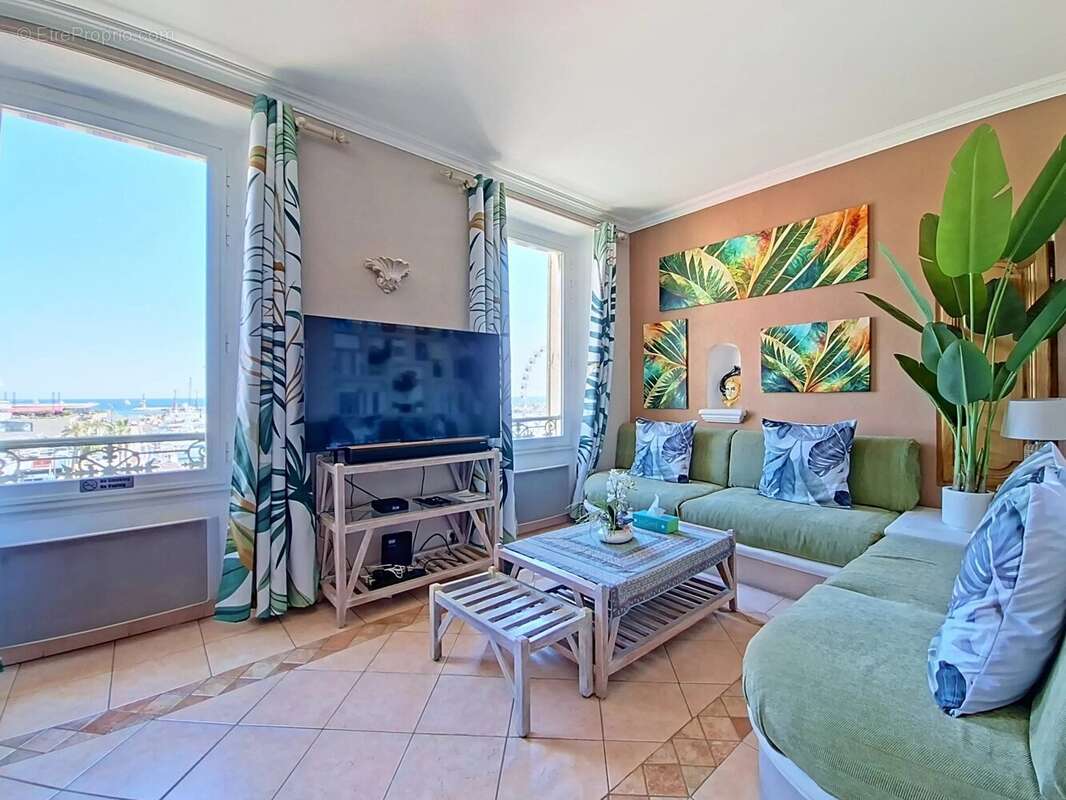 Appartement à CANNES