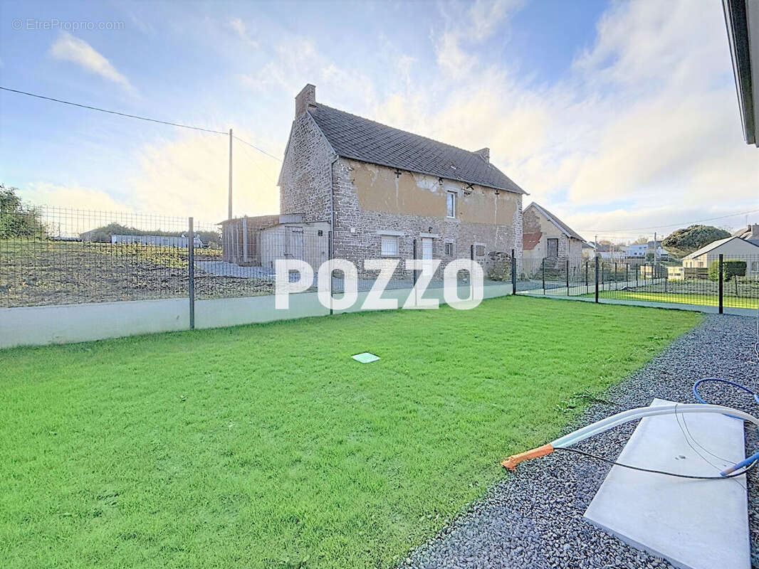 Maison à SAINT-PLANCHERS