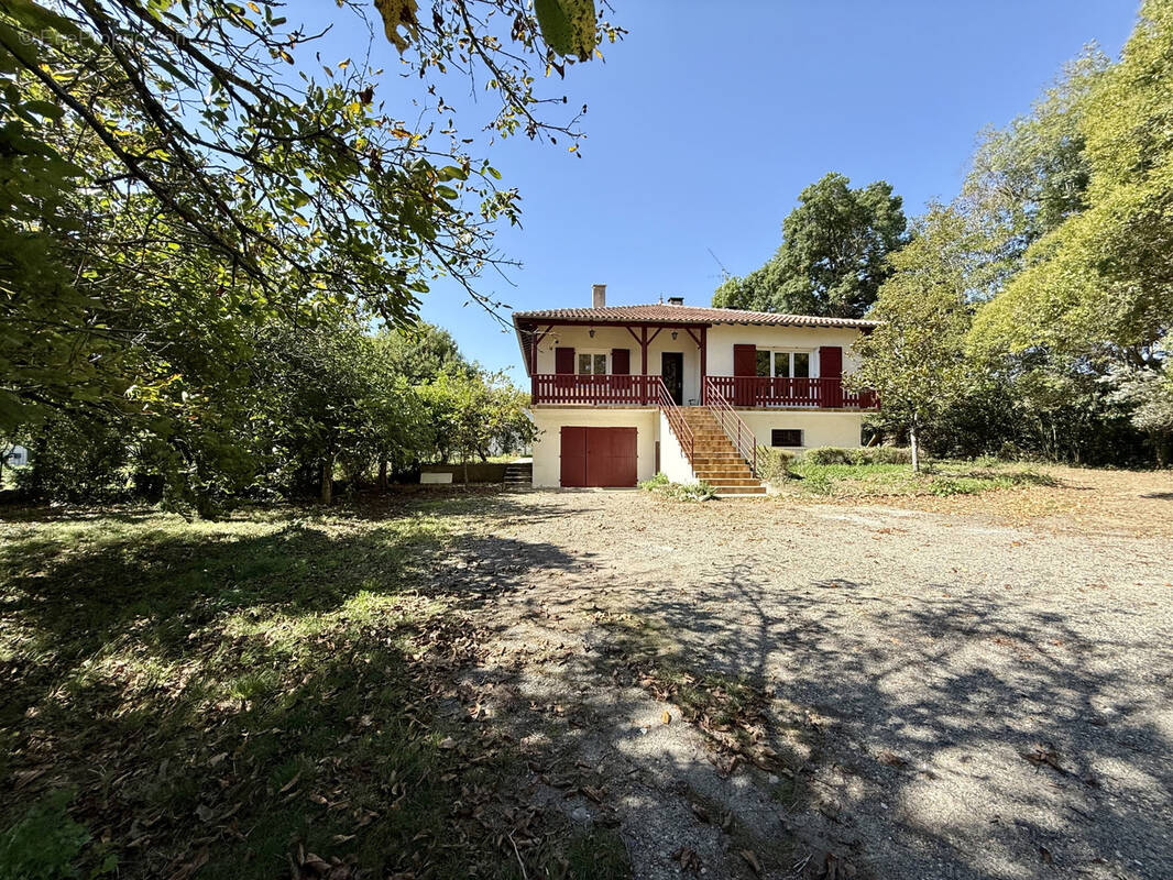 Maison à L&#039;ISLE-JOURDAIN