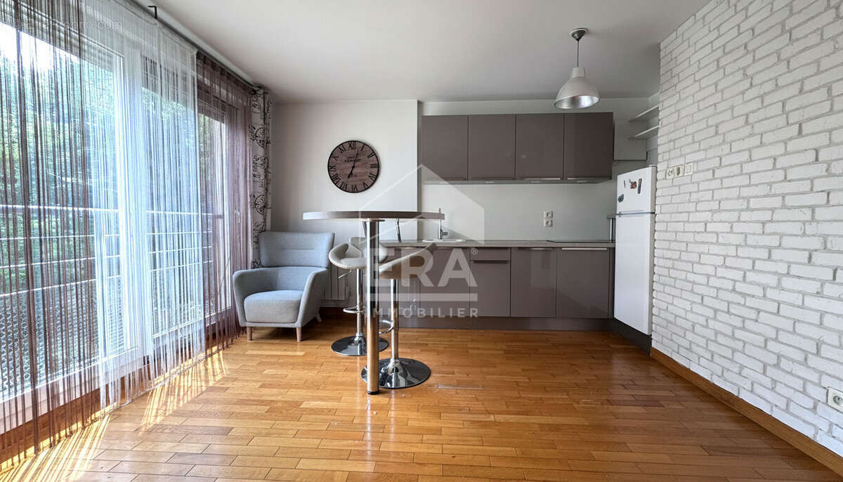 Appartement à BUSSY-SAINT-GEORGES