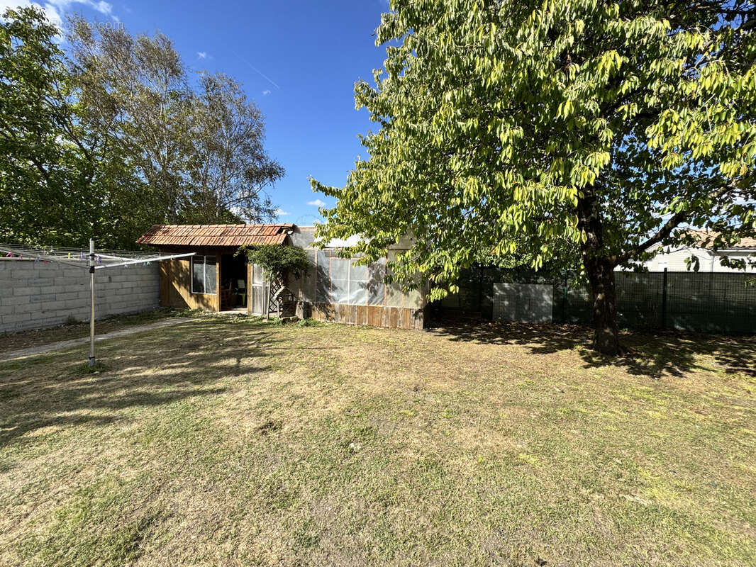 Maison à BARBEZIEUX-SAINT-HILAIRE