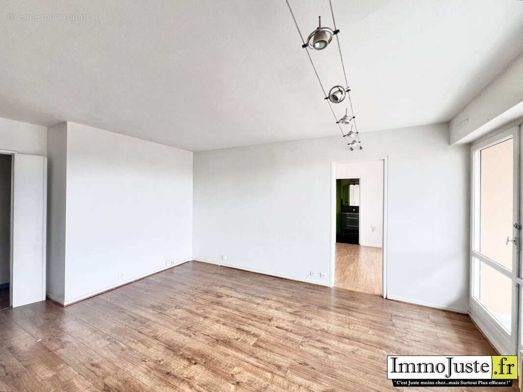 Appartement à ELANCOURT