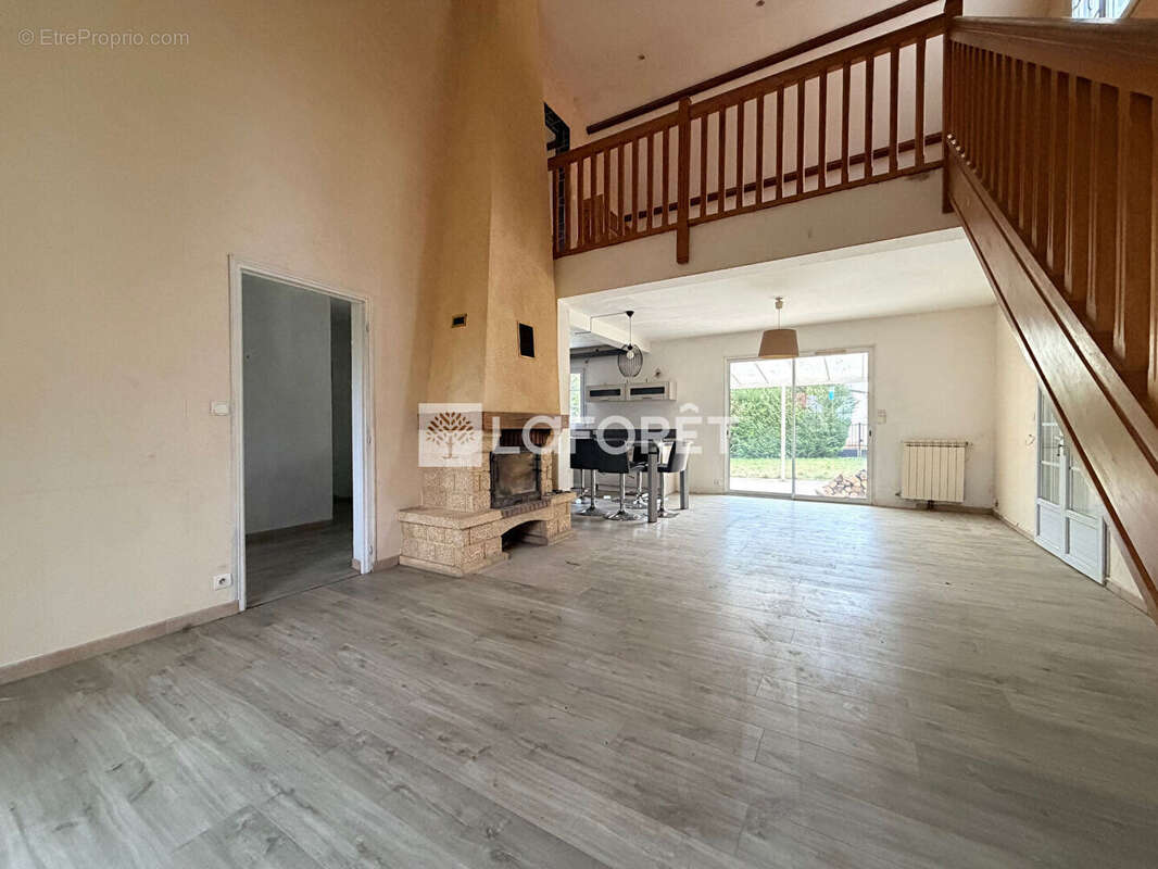 Maison à SOMME-BIONNE