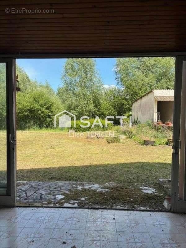 Photo 9 - Maison à AIGRE