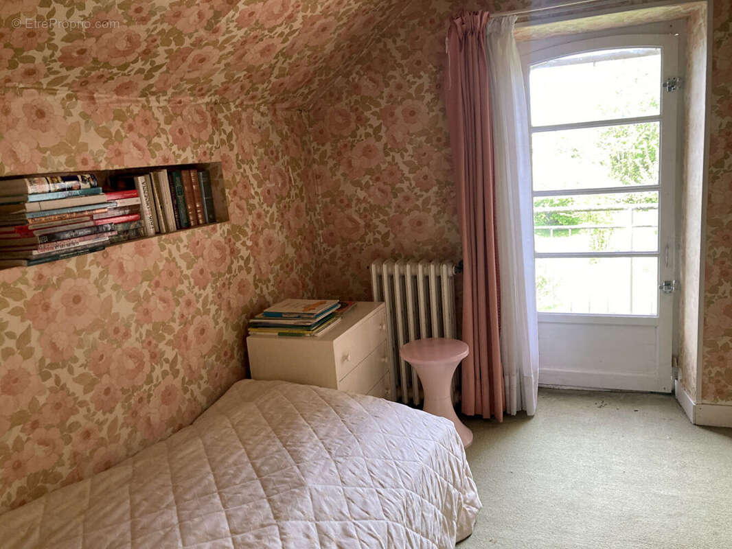 Maison à SAINT-PIERRE-DU-REGARD