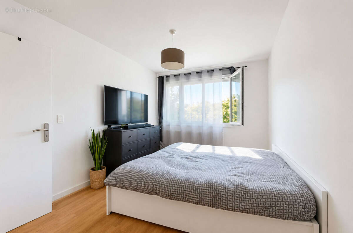 Maison Champs Sur Marne 8 pièce(s) 207 m2 - photo 9