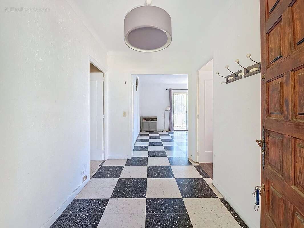 Maison de 145m² sur 1212m² / calme et lumineuse !! - photo 3