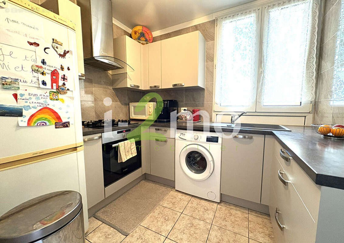 Appartement à THIAIS