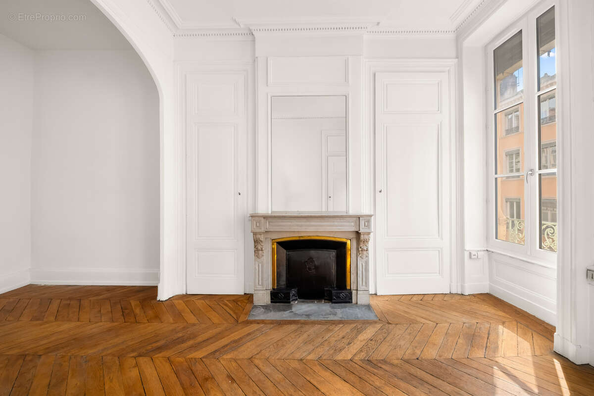 Appartement à LYON-6E