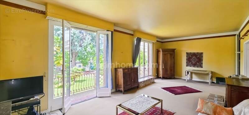 Maison à vendre 9 pièces PAU (64) Rare– Entre Trespoey et Allées de Morlaàs – 260 m² et 1300M2 de terrain - photo 5