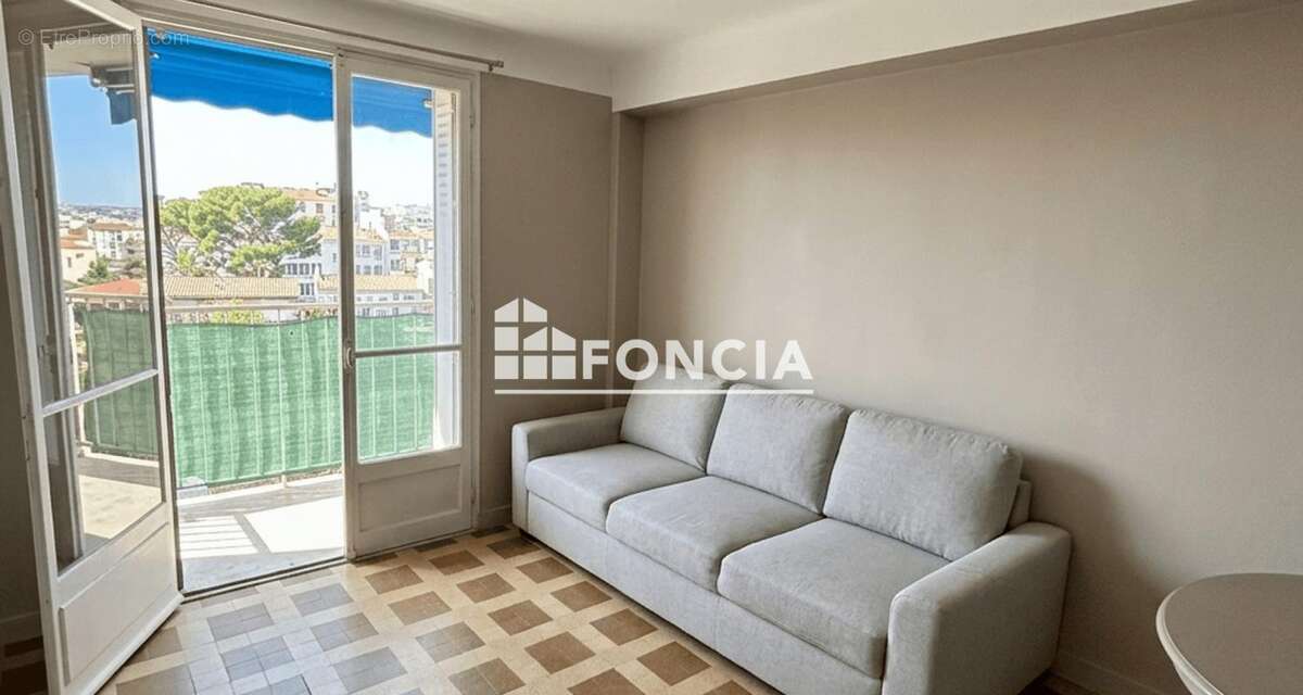 Appartement à MARSEILLE-4E