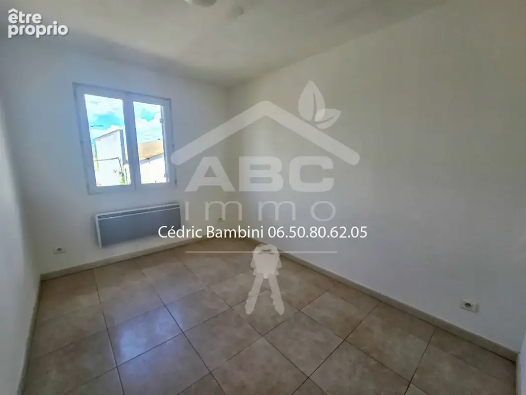 Haut de villa avec terrasse et jardin privatif de 77 m² à pied du centre ? Saint-Maximin-la-Sainte-Baume - photo 9