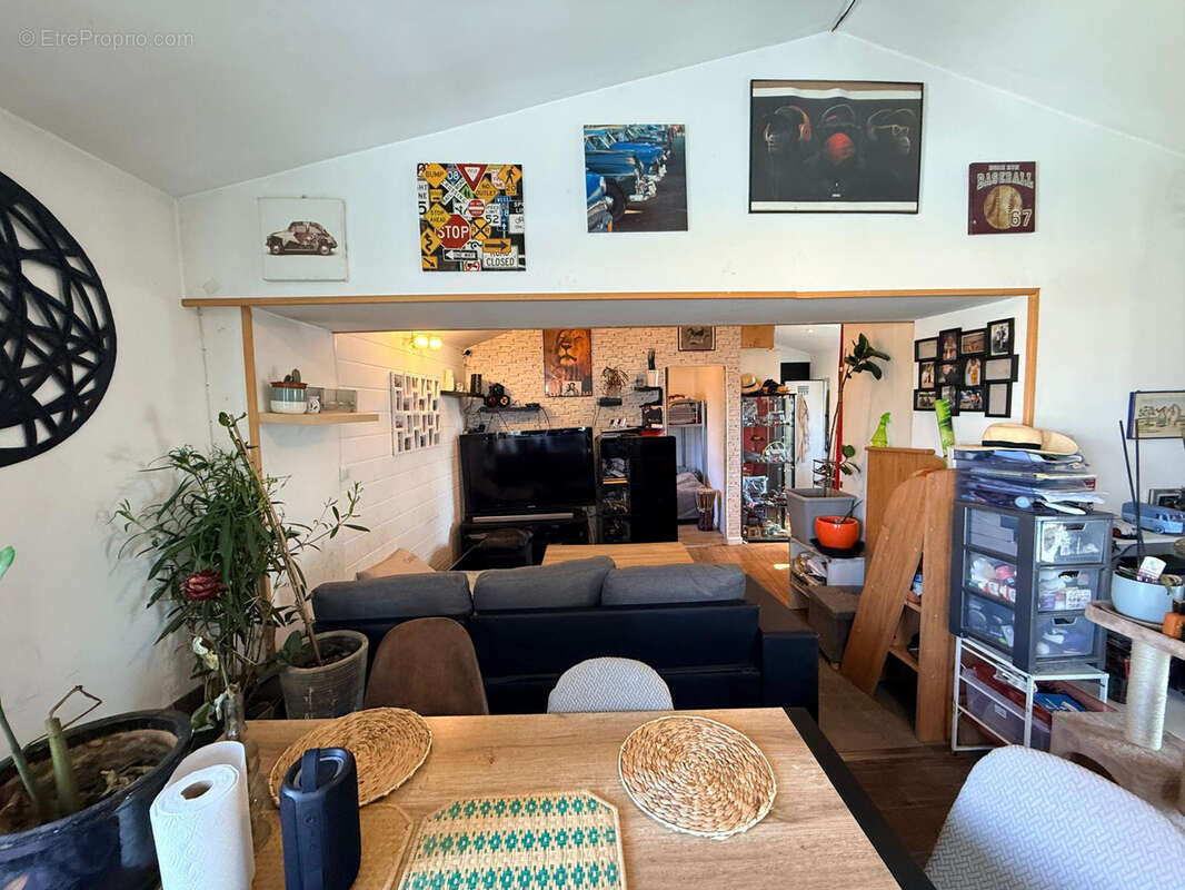 Maison à SAINT-JULIEN-DE-CONCELLES